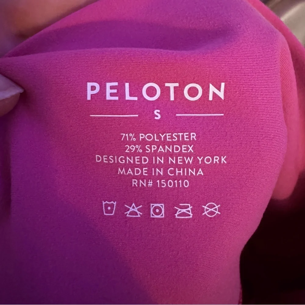 Peloton Women’s Small Pink Cross Front High Rise Leggings. - Picture 5 of 6